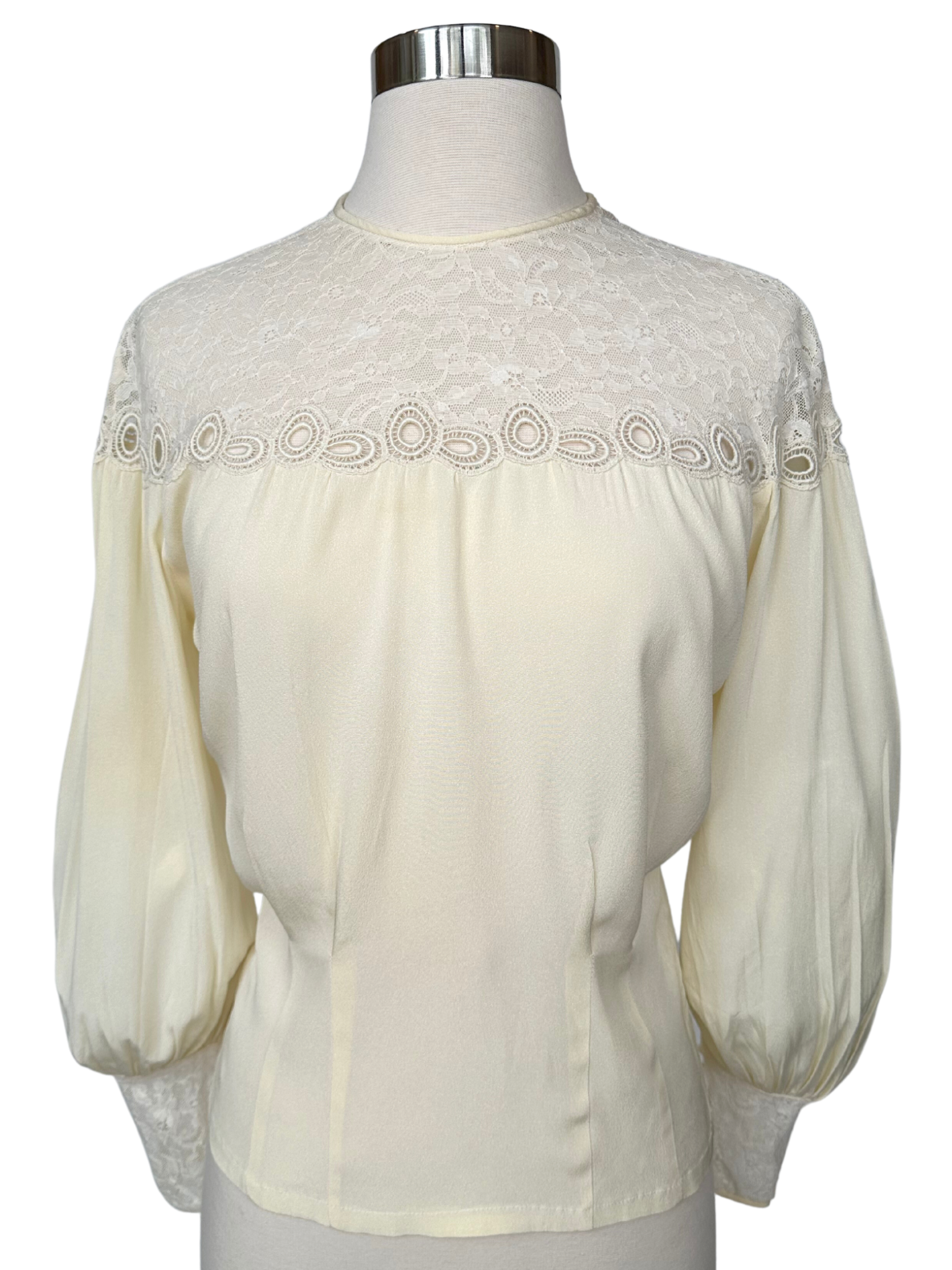 Vintage 1940s Cream Blouse with Lace Shoulders - M - L