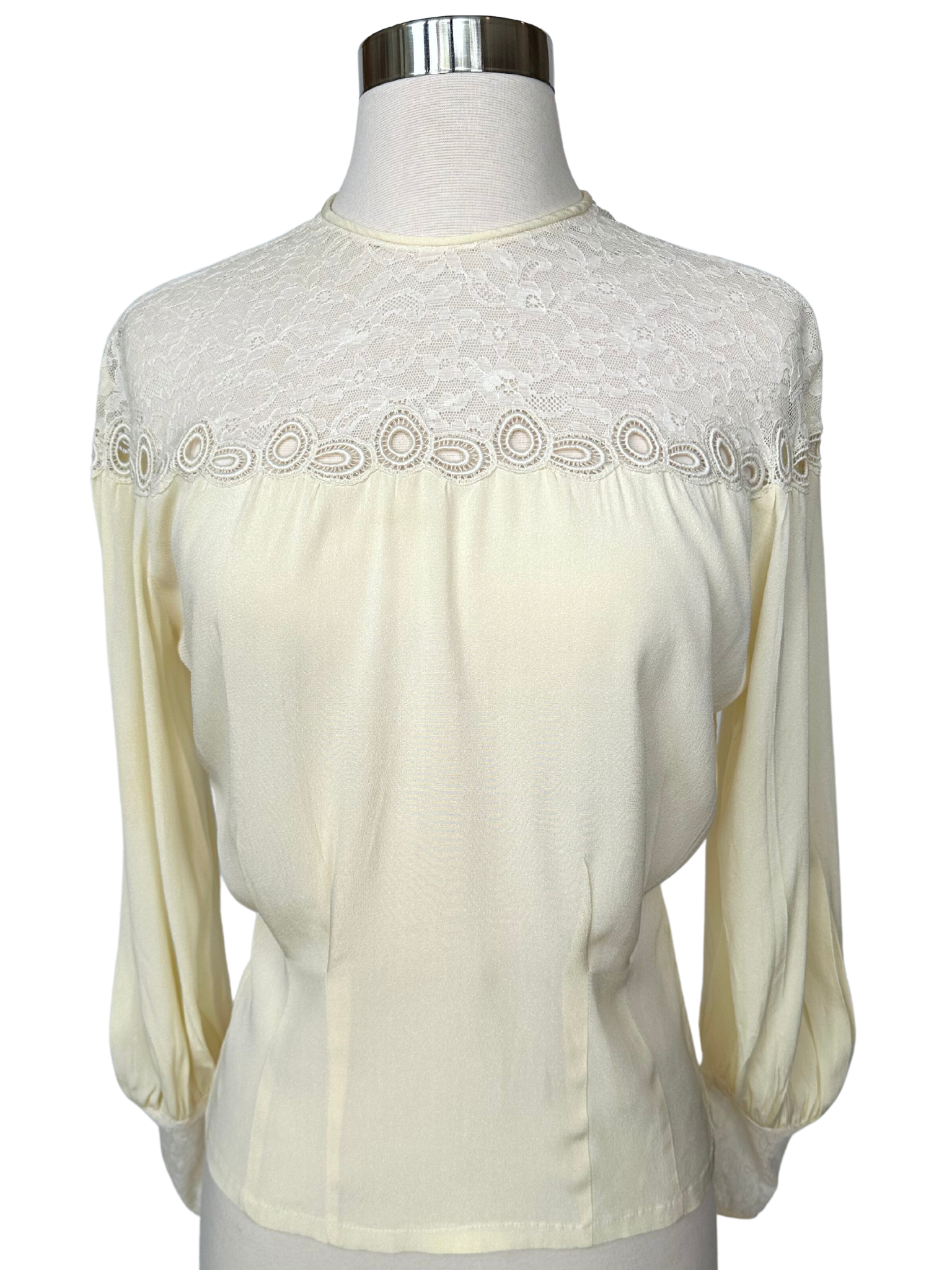 Vintage 1940s Cream Blouse with Lace Shoulders - M - L