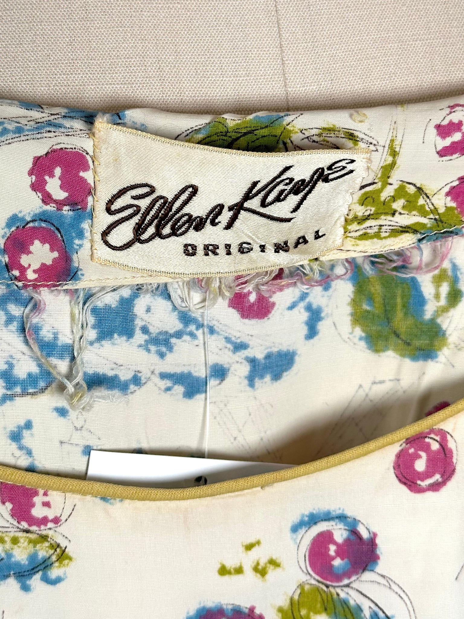 Vintage 1950s Ellen Kaye Paris Themed Day Dress - S