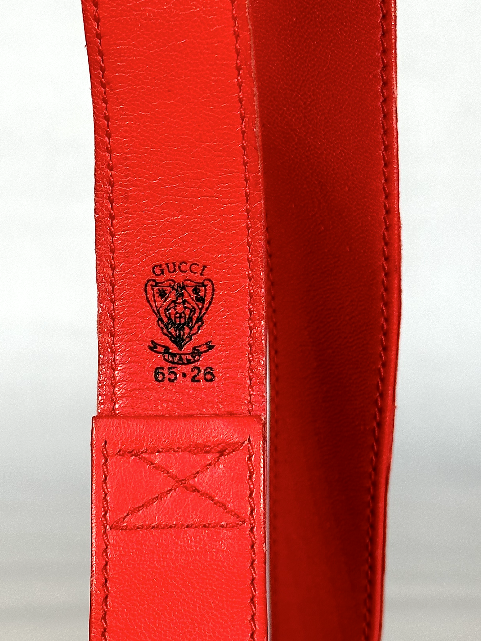 Vintage Red Gucci Hanging Waist Belt - XS - S