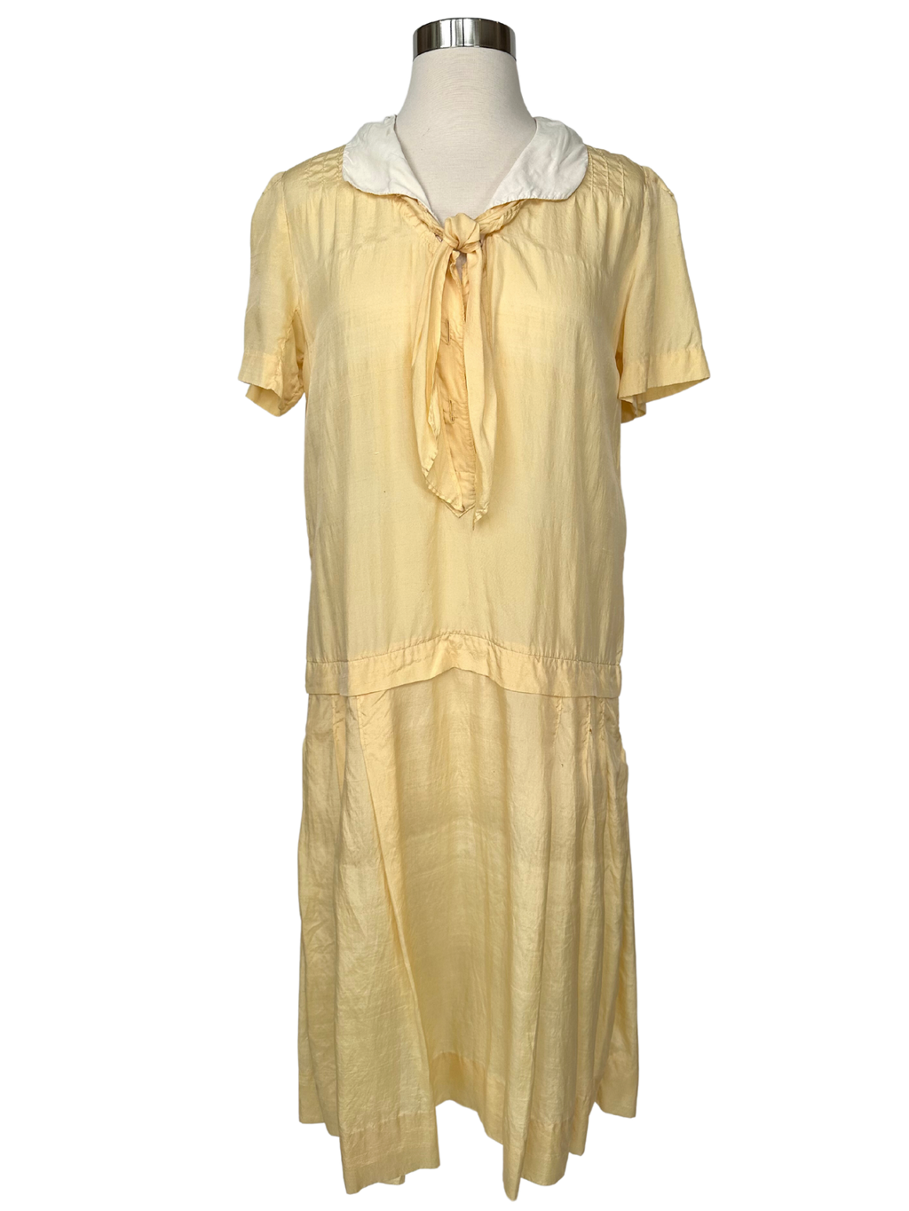 Vintage 1920s Yellow Cotton Flapper Dress Vintage 1920s Yellow Cotton Flapper Dress