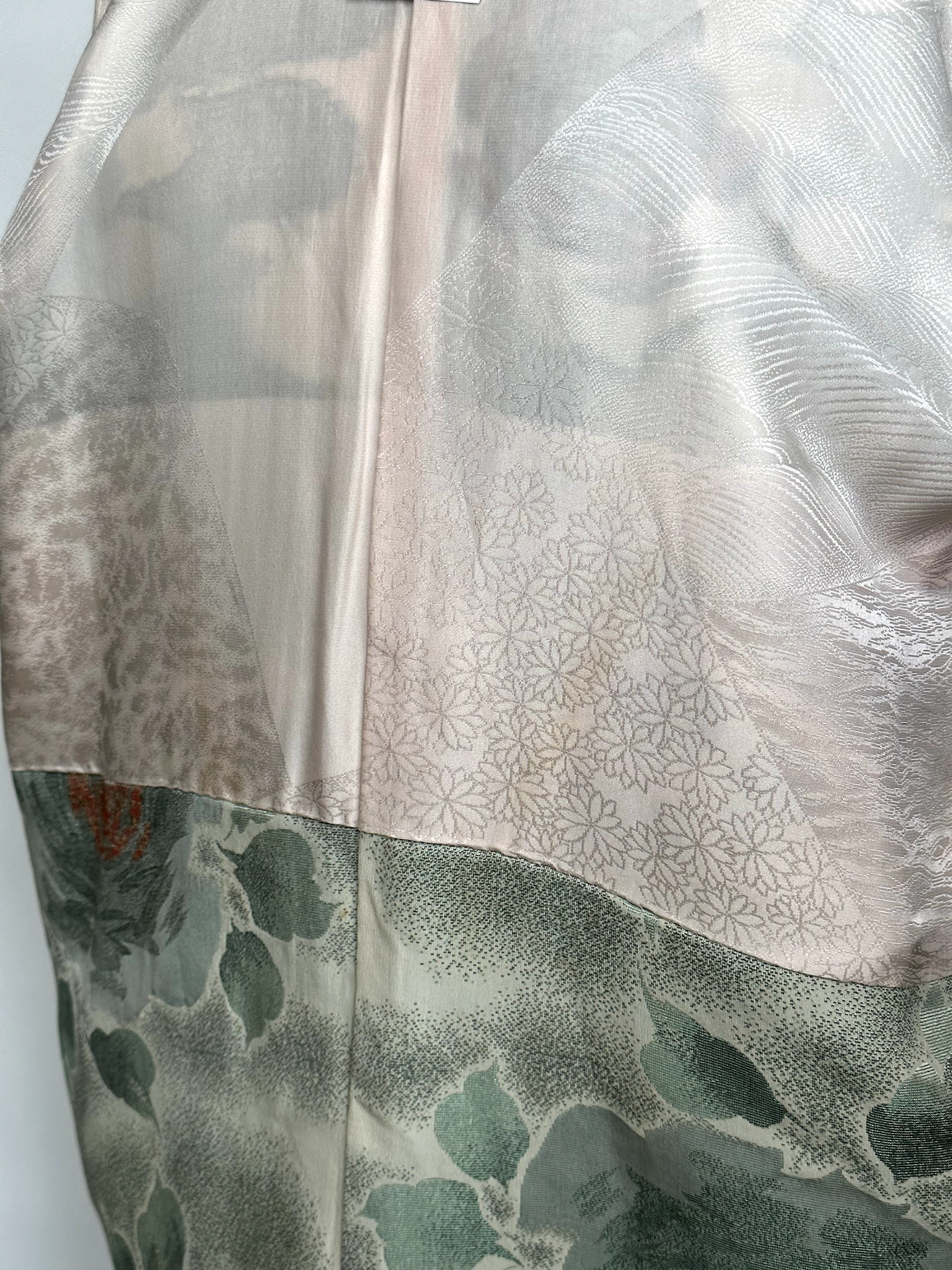 Vintage Heavy Long Sleeved Silky Kimono - OS